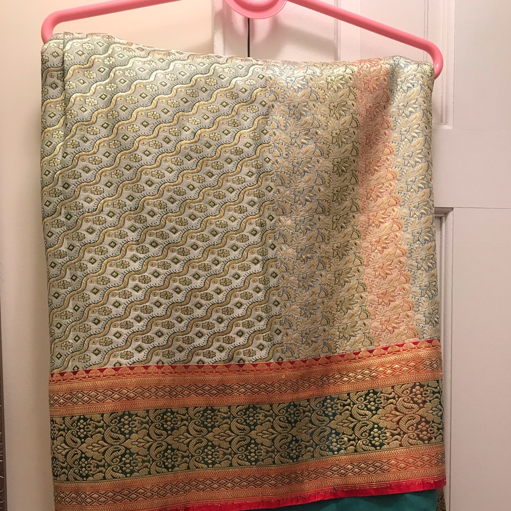 sari
